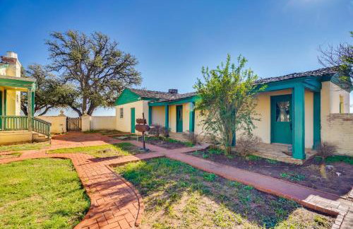 Secluded Ranch with Courtyard about 4 Mi to Odessa! - Foto 37