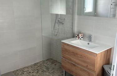 Vacances en Ardèche "maison pont d'arc" - Foto 10