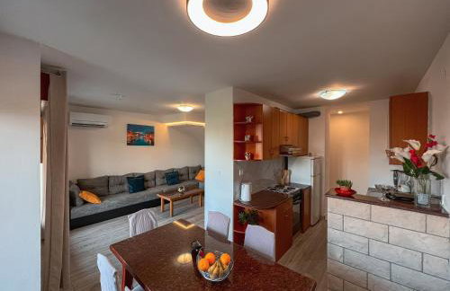 Large apartment FELICITA near center - Foto 17