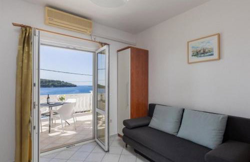 Apartments More - Photo 28