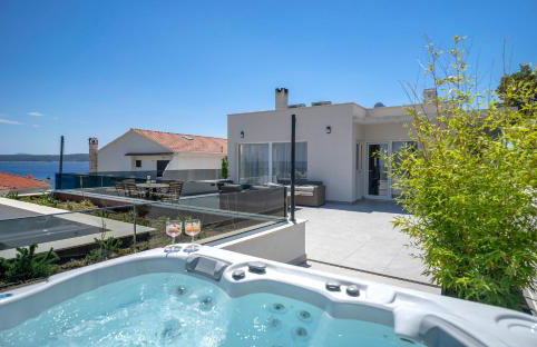 Exclusive Seafront Suite with jacuzzi - Foto 5