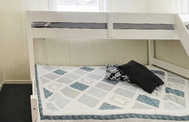 Cozy Cottage Near Beach in Ahus - Foto 25