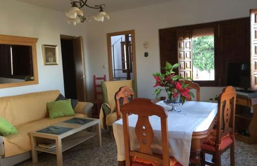 La Torrecica, con carácter andaluz y magníficas vistas al mar y Sierra Nevada - Photo 22