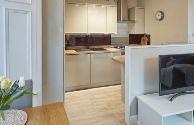 Host Stay Sandpiper Apartment - Photo 9