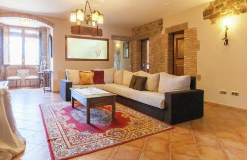 Apartment in Spain near Scenic Mountains - Foto 9