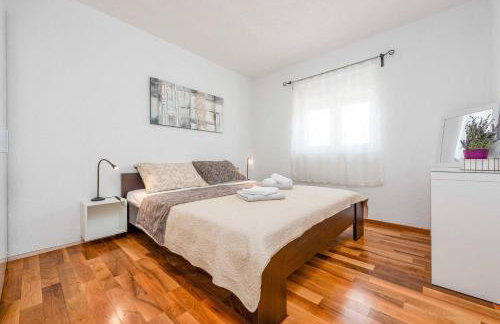 MY DALMATIA - Villa Pezer with heated swimming pool, sauna and Jacuzzi - Foto 36