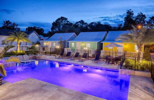 Updated Cottage in Heart of Town Park & Walk - Foto 1