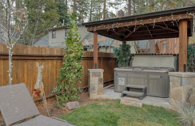 Lake Star by Avantstay Hot Tub, Walk to Beach - Foto 28