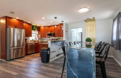 Cruise-Ready Oasis 15min to Beach & Port Canav & Huge Pool - Foto 27