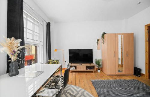 Famous Brick Lane - 1 Bed London Flat with Large Patio - Perfect for long stays - Foto 15