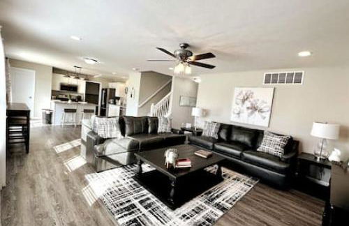 NEW Executive Home in Germantown, OH - Foto 2