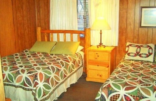 Golden Bear Cottages - Foto 25