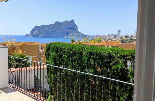 Espectacular villa junto a la playa, piscina privada y vistas al mar - Foto 22