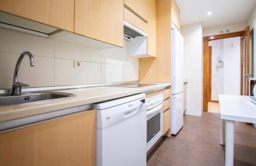 Apartamentos Adelfas - Photo 47