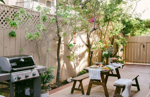 Balboa 6BR Mansion with Hot Tub and Game Room - Foto 9