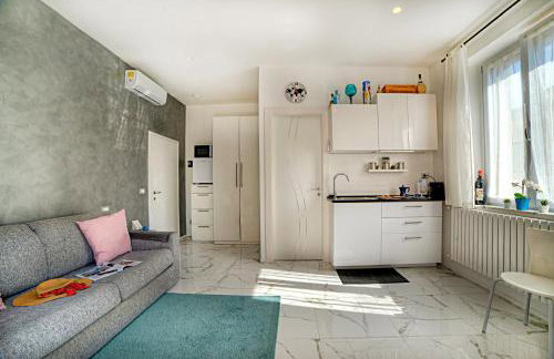 Stylish Apartment near Siena I Private Parking & Air Con & WiFi - Photo 22
