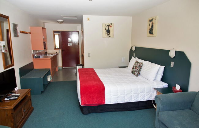 Aspen Lodge Motel - Photo 9