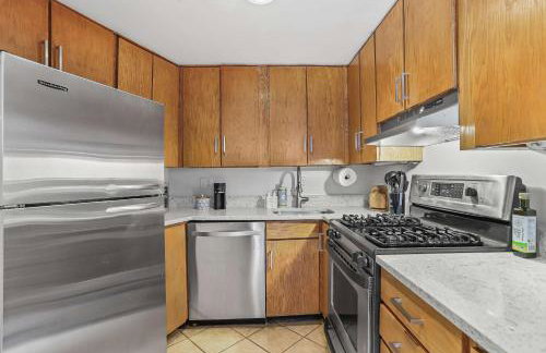 Sojourn Top-tier Walk Score by Chic Local Eateries - Foto 4