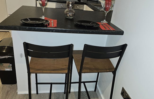 Charming 1-bed Apartment in Huddersfield - Foto 7