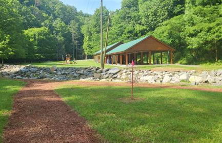 Mountain View Retreat with Large Swim Spa, Game Room - Foto 9