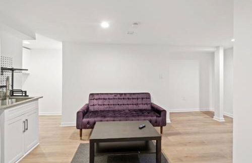 Negin 2903 - Basement Unit - Foto 12