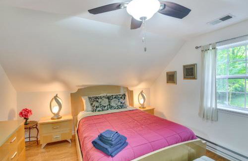 Pet Friendly with Fire Pit Walk to the Beach! - Photo 12