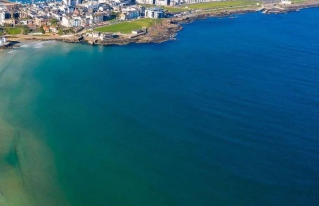 No2 Sandy Bay , Luxury Beachfront Apartment - Foto 41