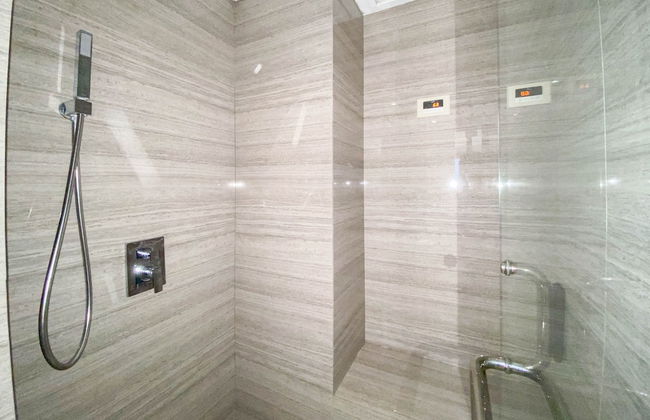 Spacious Combined Studio Apartment At Warhol (W/R) Residence - Foto 19