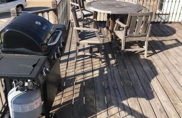 Entire apartment close to downtown - 2 Queen beds - Photo 21