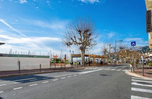 Studio Port Golfe-Juan Parking Wifi Climatisation Terrasse - Foto 13