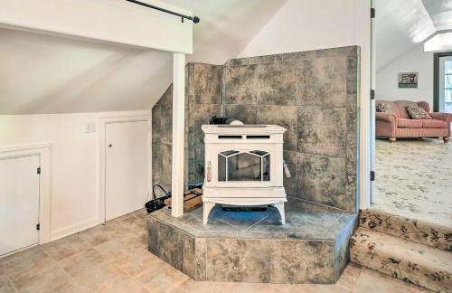 Chehalis Retreat with Scenic Views! - Photo 10