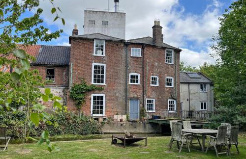 Wainford Mill House - Photo 1
