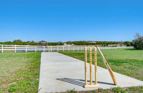 Expansive Bertram Retreat w/ Pool, on 28 Acres! - Photo 40