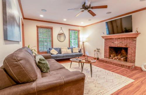 4 Beds ,King Bed, Tvs, Kids essentials, office, Grill, Crib, in Bond park ,PNC Arena - Foto 3