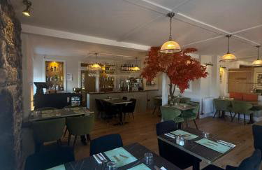 Meldrums Apartments - Photo 76