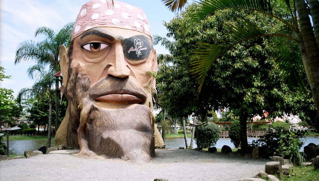 Following in the footsteps of pirates in Beto Carrero World