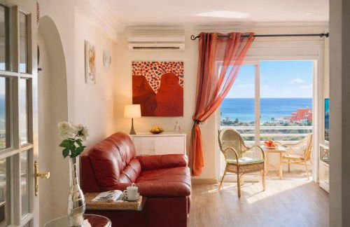 Dreamy Sea View Apartment with Access to Private Pool & Stunning Rooftop - Foto 6