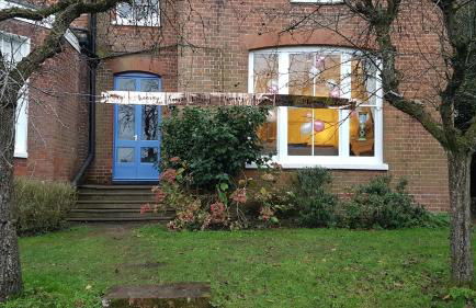 Perfect Family & Friends Home, Free Parking Security Onsite - Photo 51