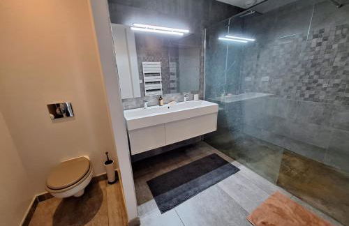 Parenthèse contemporaine - Élégance et nature - 15 min du Circuit des 24h - Foto 21