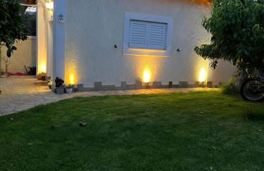 Σπιτάκι στον κήπο - Foto 39