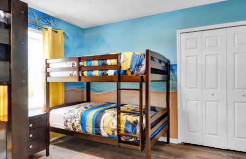 Feel the magic in this huge 7BR Disney Villa! w Theater Arcade Pool Spa - Foto 48