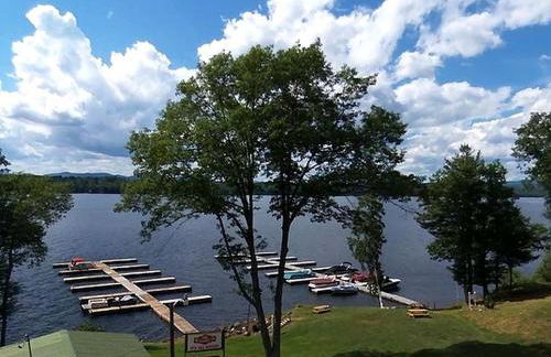 Charming Camping Cabin on the Shores of Great Sacandaga Lake in Northville, New York - Foto 5