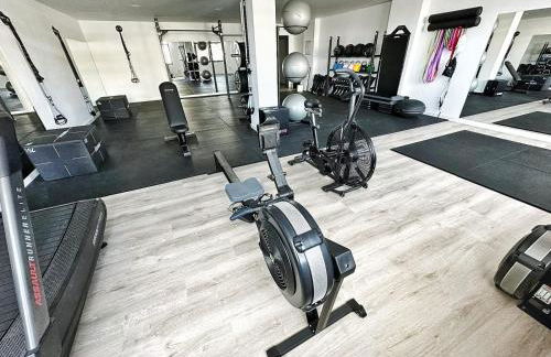 Modern Oasis - Pool, Gym & Tennis - Foto 5