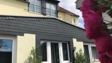 a-domo Apartments Oberhausen - Studio Apartments & Flats - short or longterm - single or grouptravel - Foto 2