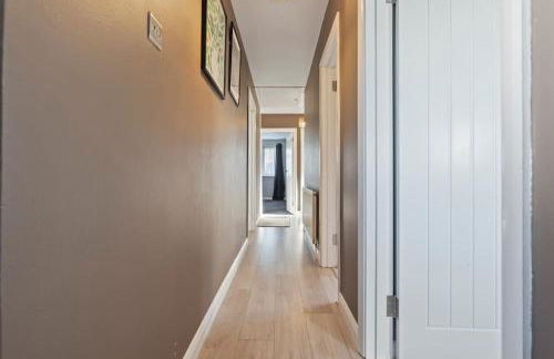 3 bedroom Bungalow for Contractors,Workers,Relocation,Insurance,Family, Free Parking - Foto 32