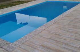 Casa agradável e confortável, com piscina - Foto 7