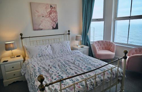 Glan y Mor, Sleeps 20, 8 Bedrooms, 8 Bathrooms, Seafront, Criccieth - Foto 34