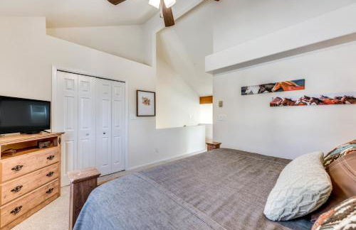 Bright Townhome - 1 Mile to Downtown Cloudcroft - Photo 11