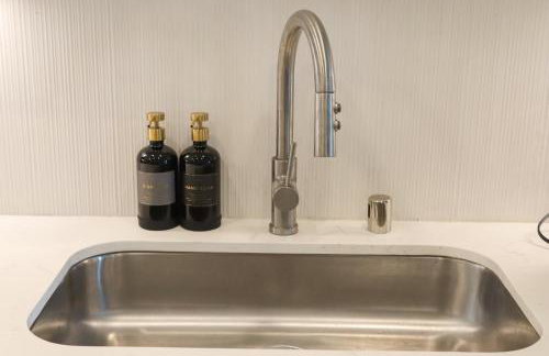 Bright & Cozy Getaway with Pool Free Parking 10 mins Disneyland - Foto 42