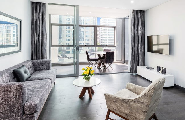 Meriton Suites Chatswood - Photo 27